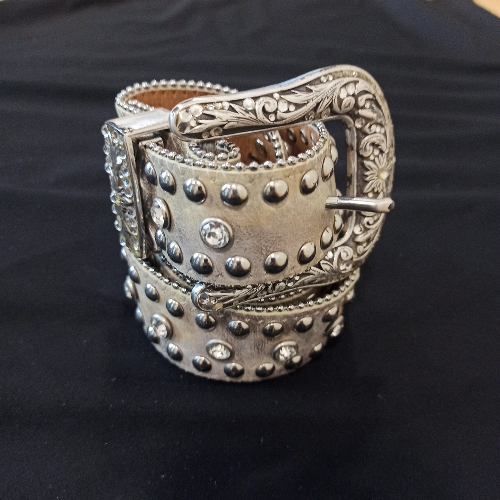 Nacona Western Cowgirl  Rhinestone bling belt women's Size 32